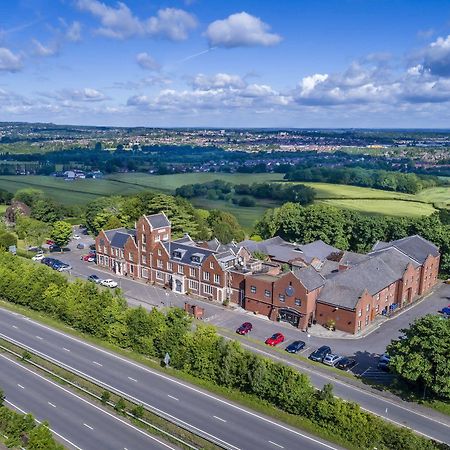 Hogs Back Hotel & Spa Nr Farnham Farnham  Exterior photo