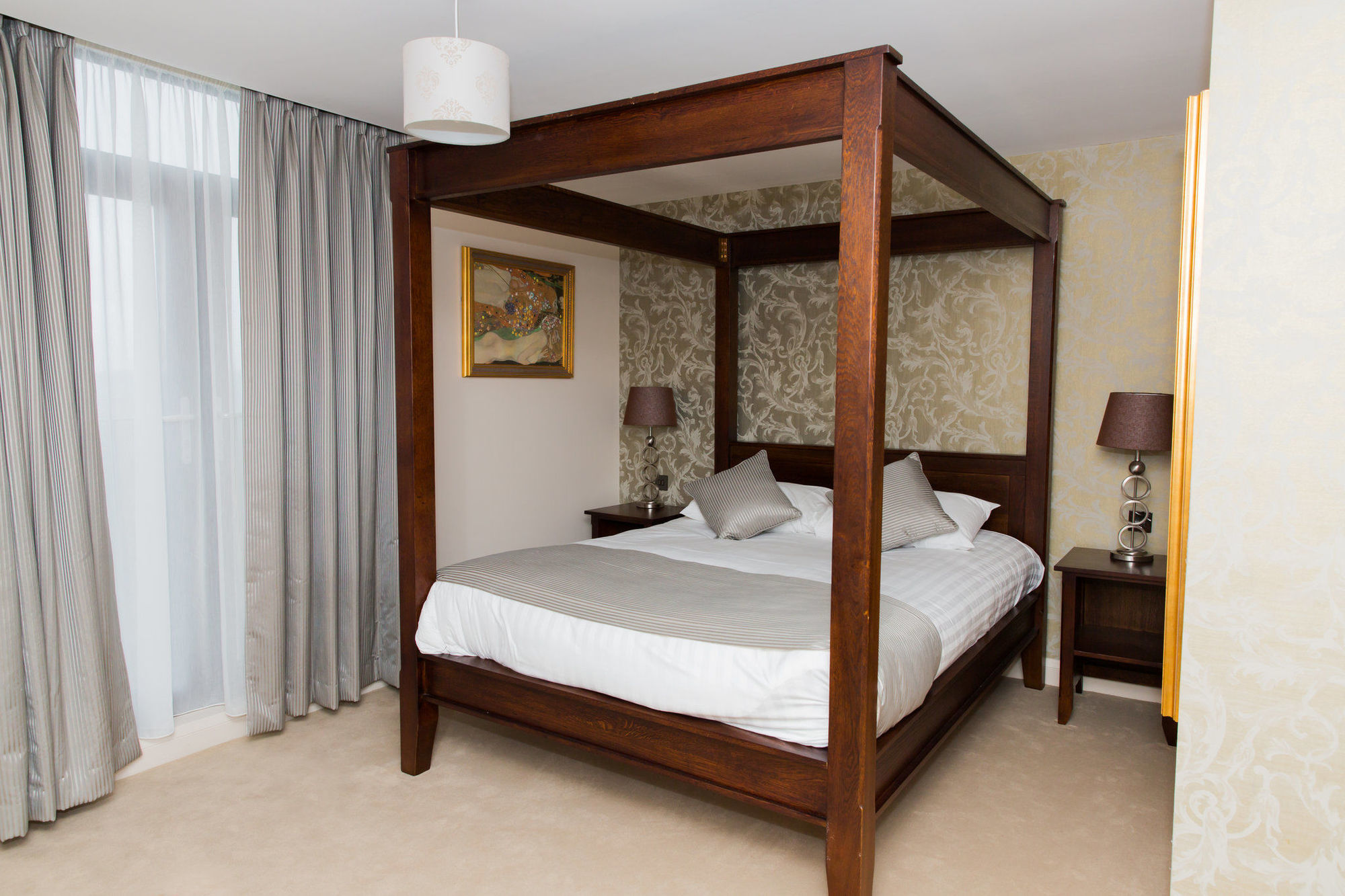 Hogs Back Hotel & Spa Nr Farnham Farnham  Amenities photo